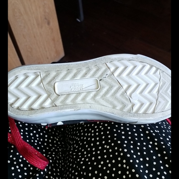 Kids knee high tennis shoes - Picture 6 of 6